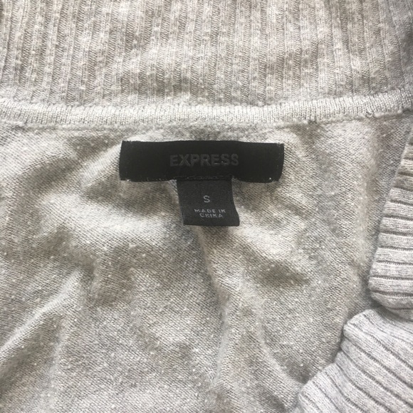 EXPRESS V-Neck Sweater. Size SMALL - Picture 2 of 3